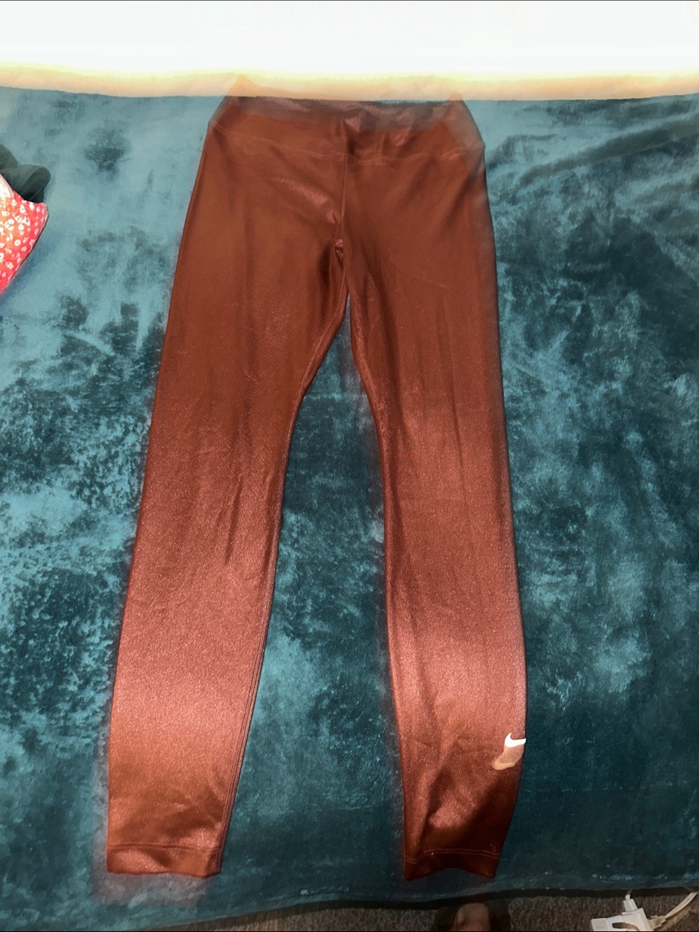 Nike women’s Metallic Brown/burgandy Leggings